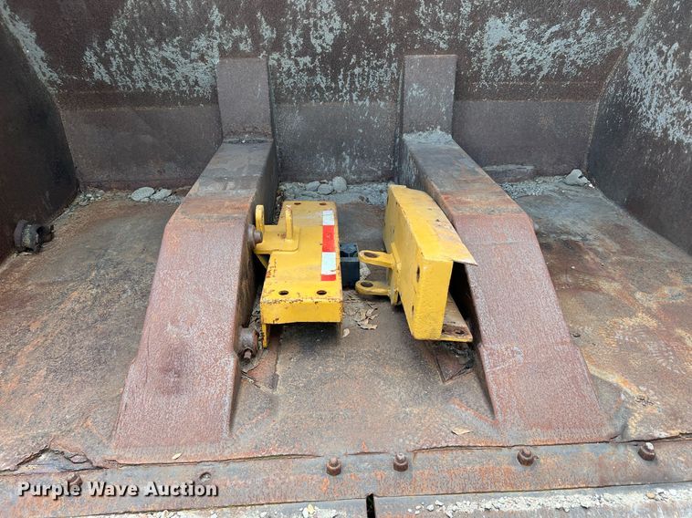 image for item MF9994 10' W roll out bucket