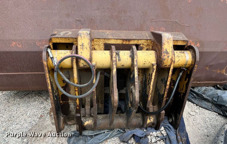 image for item MF9994 10' W roll out bucket