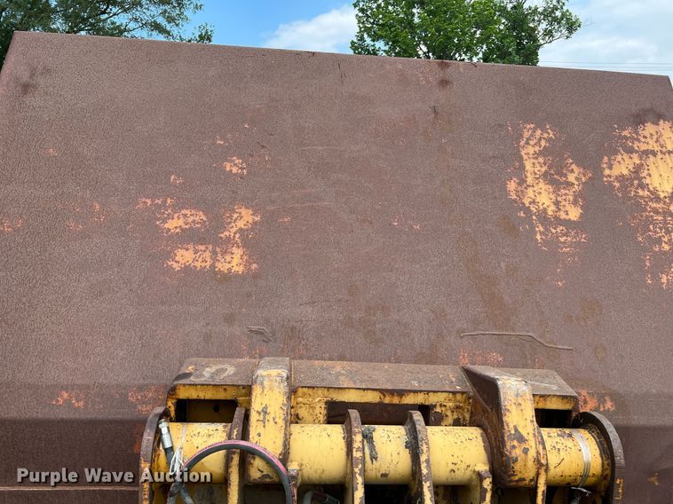 image for item MF9994 10' W roll out bucket