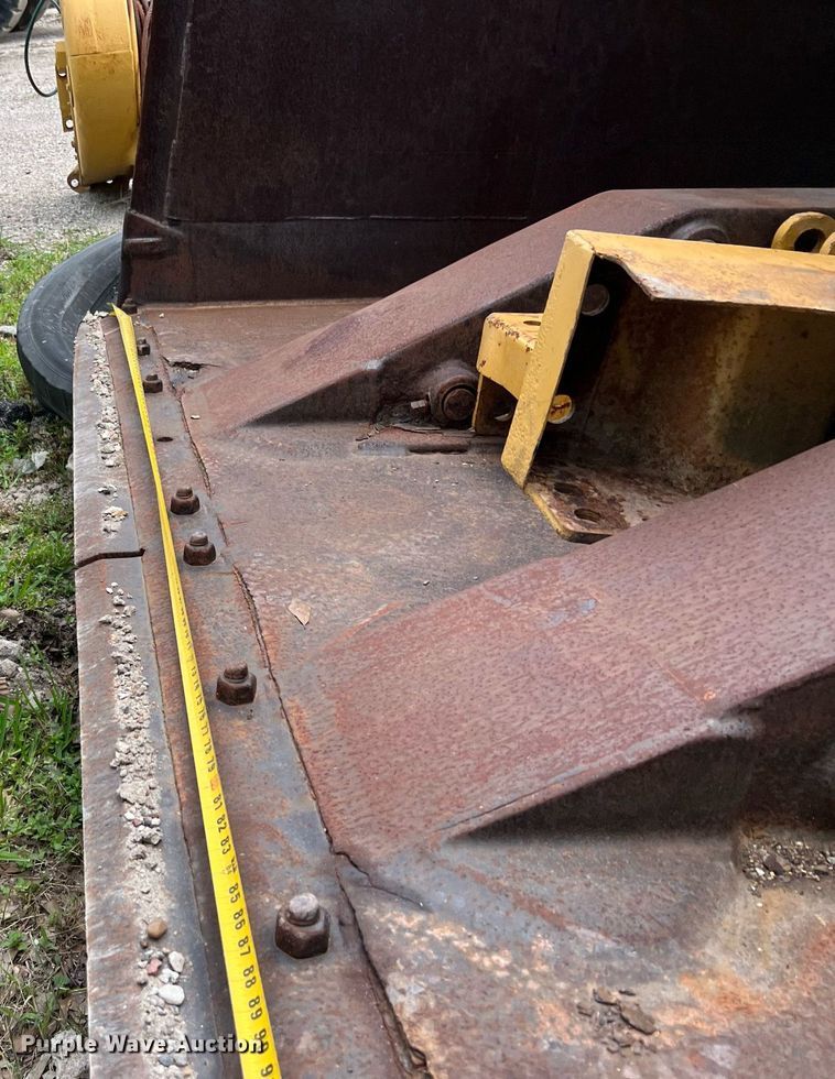 image for item MF9994 10' W roll out bucket