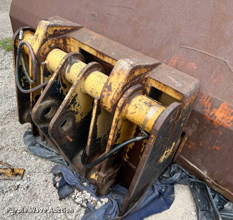 image for item MF9994 10' W roll out bucket