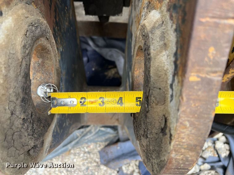 image for item MF9994 10' W roll out bucket