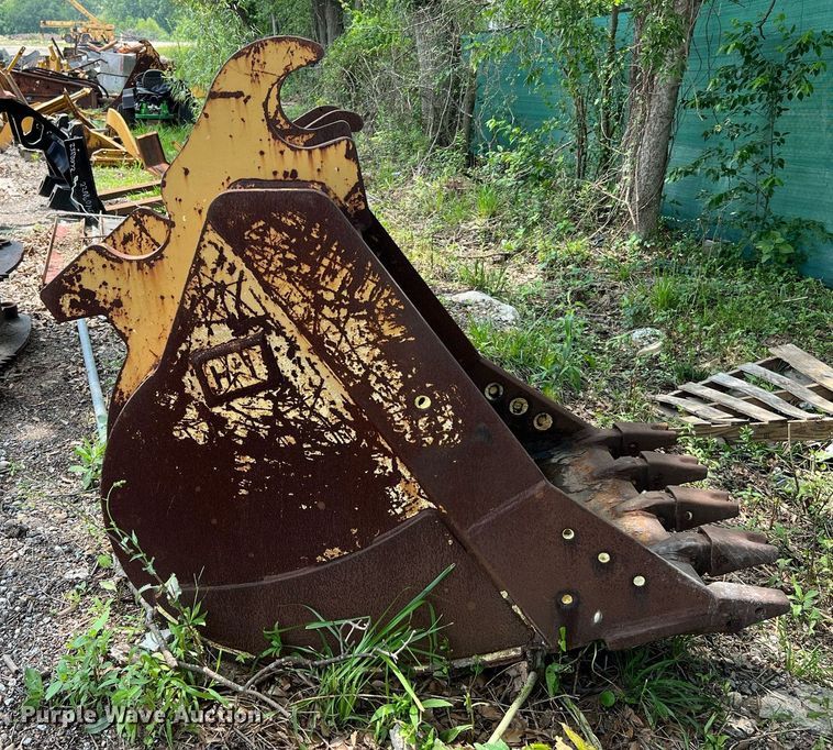 image for item MF9996 Caterpillar  excavator bucket