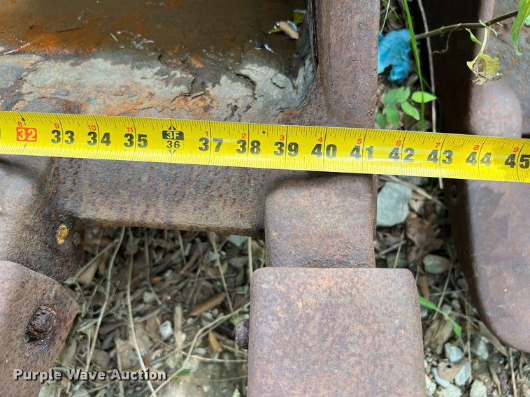 image for item MF9996 Caterpillar  excavator bucket