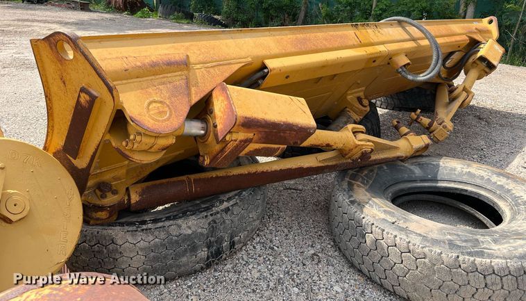 image for item MF9998 Caterpillar  blade