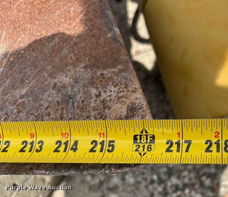 image for item MF9998 Caterpillar  blade