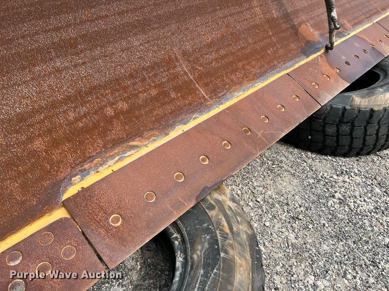 image for item MF9998 Caterpillar  blade