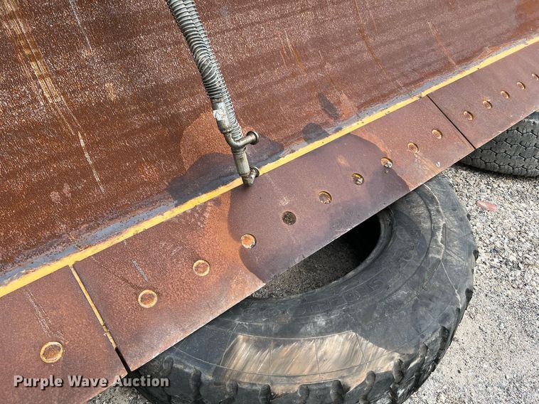 image for item MF9998 Caterpillar  blade