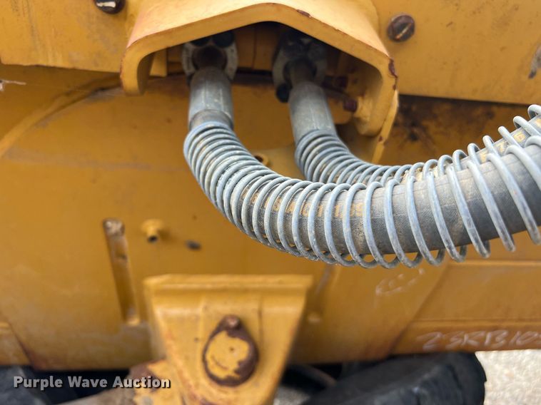 image for item MF9998 Caterpillar  blade