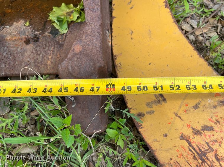 image for item MF9999 Caterpillar  excavator bucket