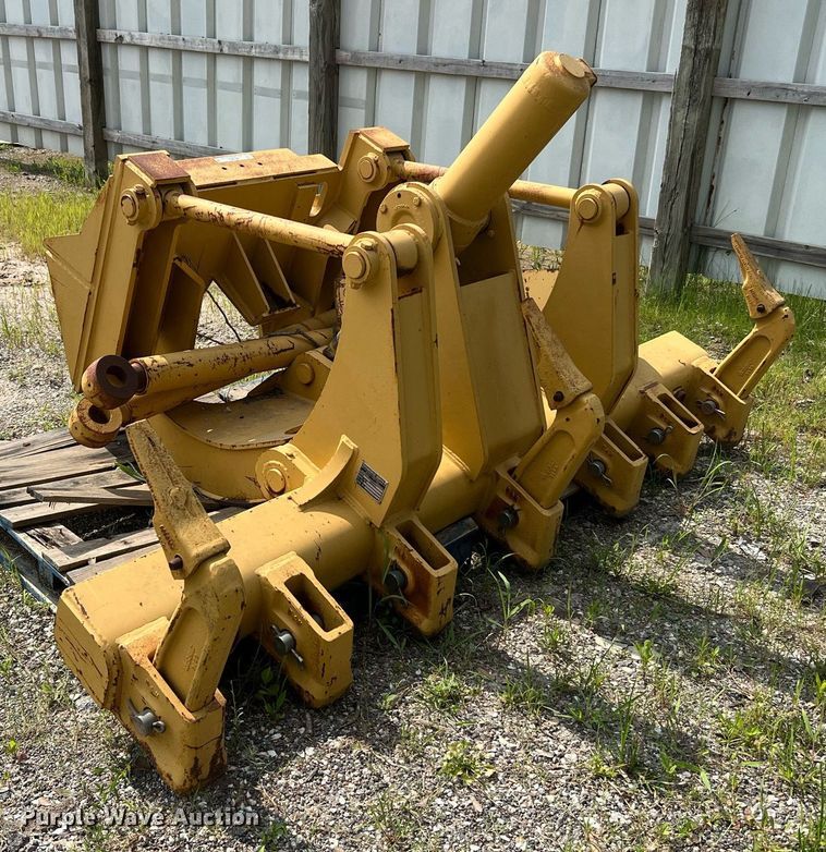 image for item MG9002 Diamond Mfg. 14G  ripper