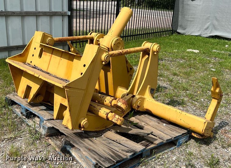 image for item MG9002 Diamond Mfg. 14G  ripper