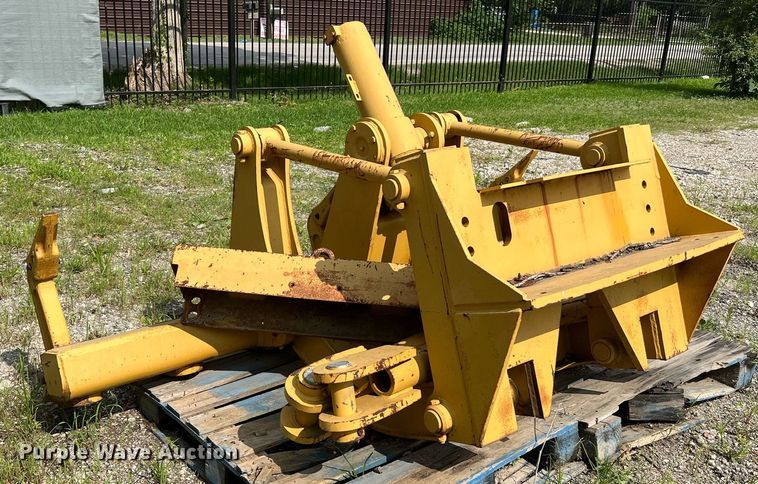 image for item MG9002 Diamond Mfg. 14G  ripper