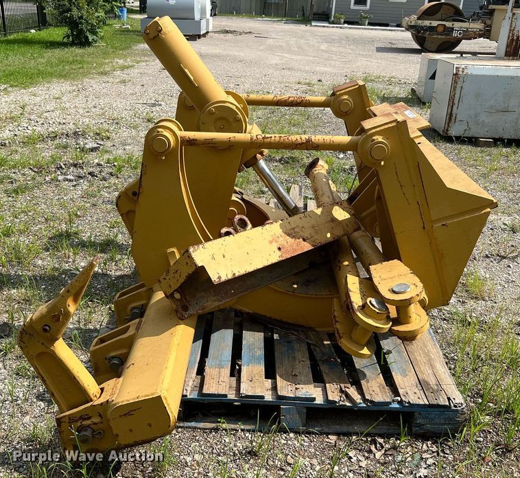 image for item MG9002 Diamond Mfg. 14G  ripper