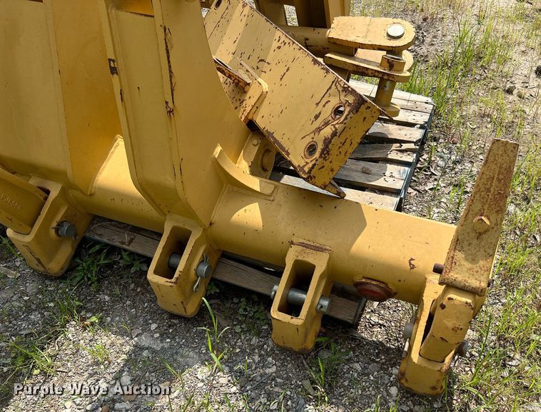 image for item MG9002 Diamond Mfg. 14G  ripper