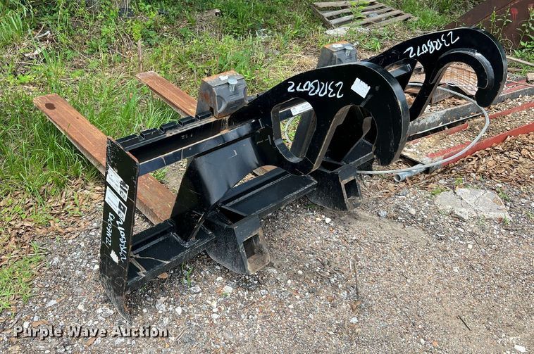 image for item MG9006 Caterpillar  wheel loader forks