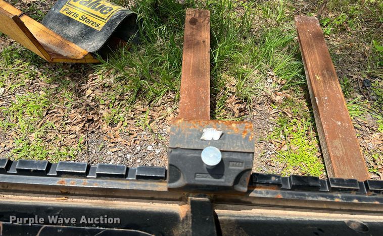 image for item MG9006 Caterpillar  wheel loader forks