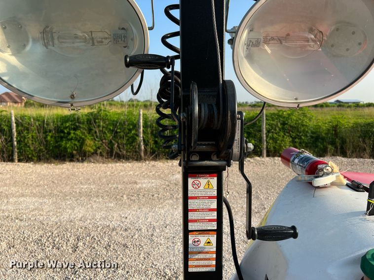 image for item MG9009 2017 Generac MLT6S  light plant