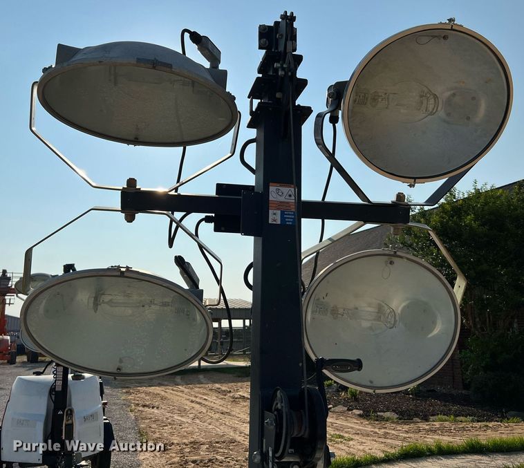 image for item MG9011 2017 Generac MLT6S  light plant