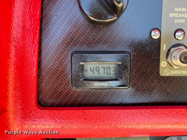 image for item MG9011 2017 Generac MLT6S  light plant