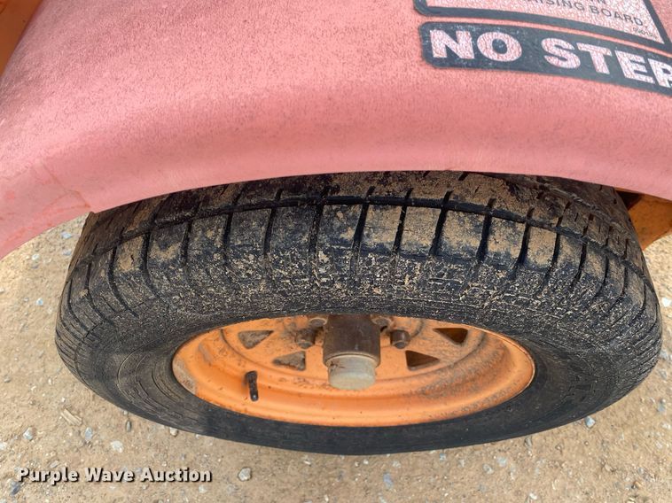 image for item MG9908 Allmand 2200APF  arrow board trailer