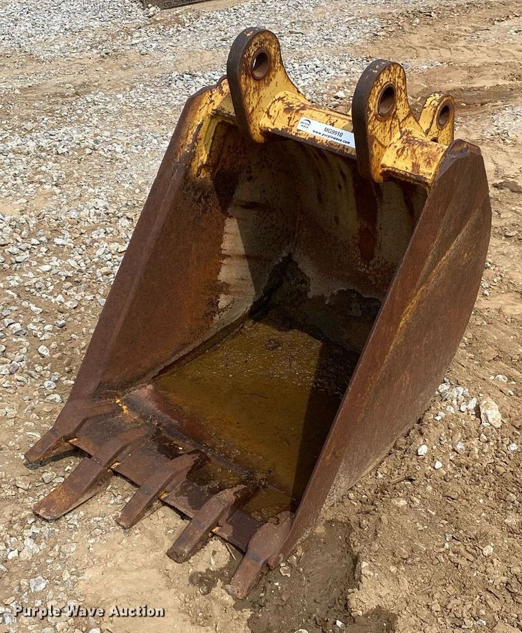 image for item MG9910 Excavator bucket