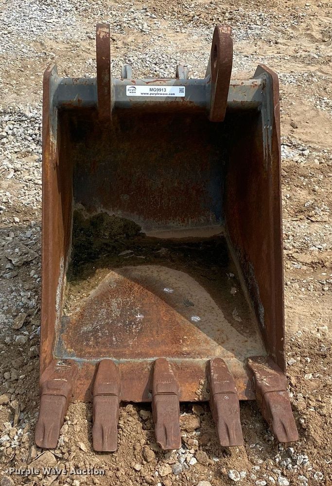 image for item MG9913 Excavator bucket
