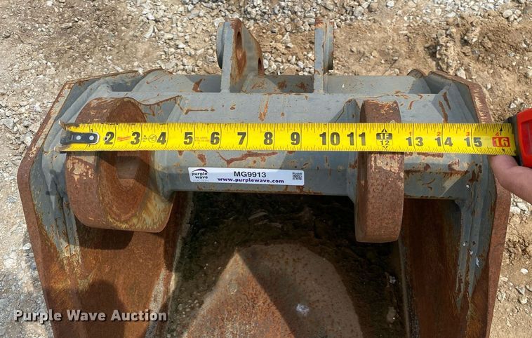 image for item MG9913 Excavator bucket
