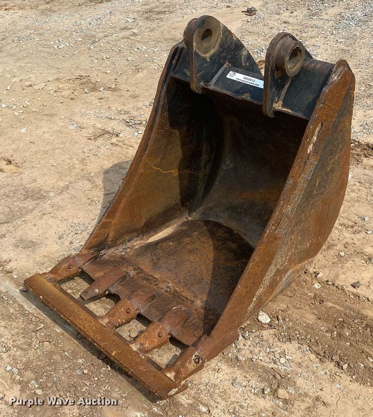 image for item MG9915 Caterpillar  excavator bucket