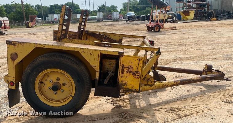 image for item MG9916 1985 Hogg And Davis P120  reel trailer