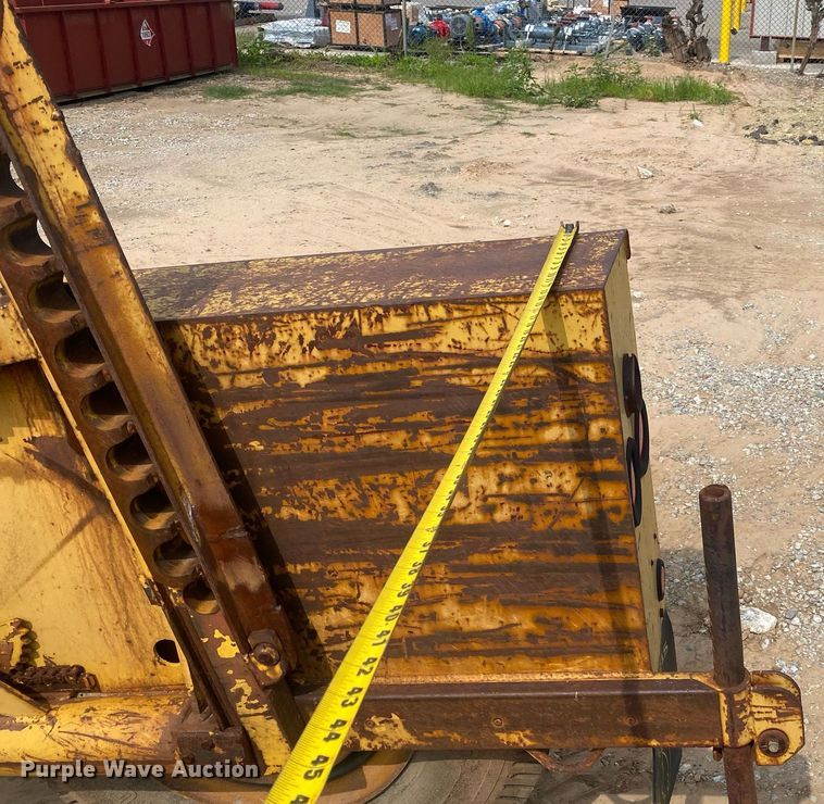 image for item MG9916 1985 Hogg And Davis P120  reel trailer