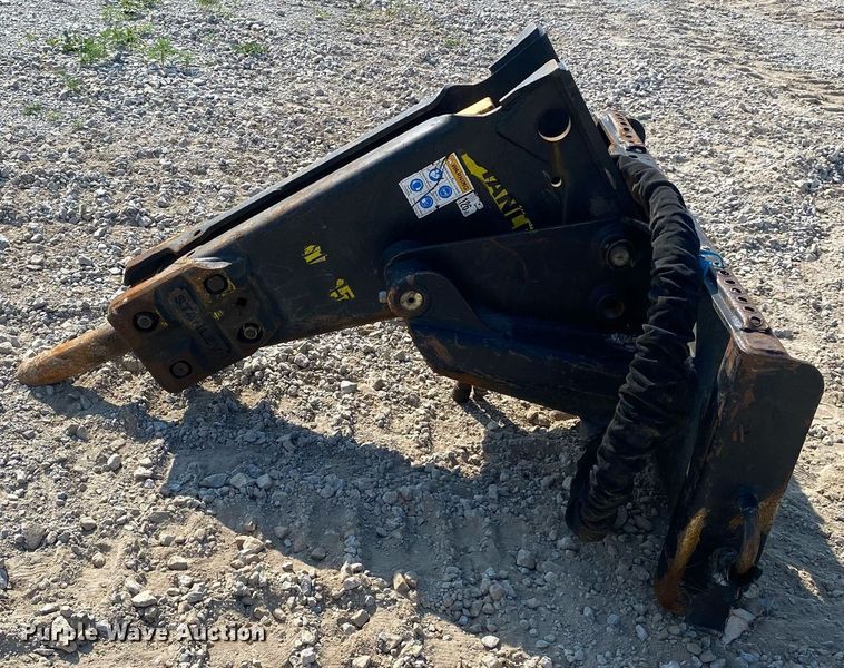 image for item MG9920 Stanley MB05S02  skid steer breaker