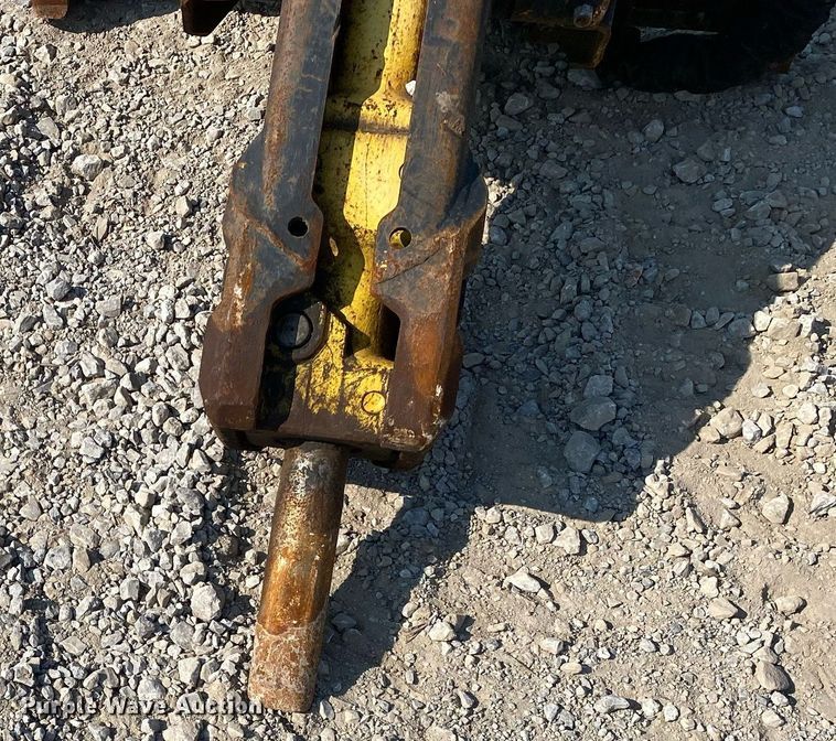 image for item MG9920 Stanley MB05S02  skid steer breaker