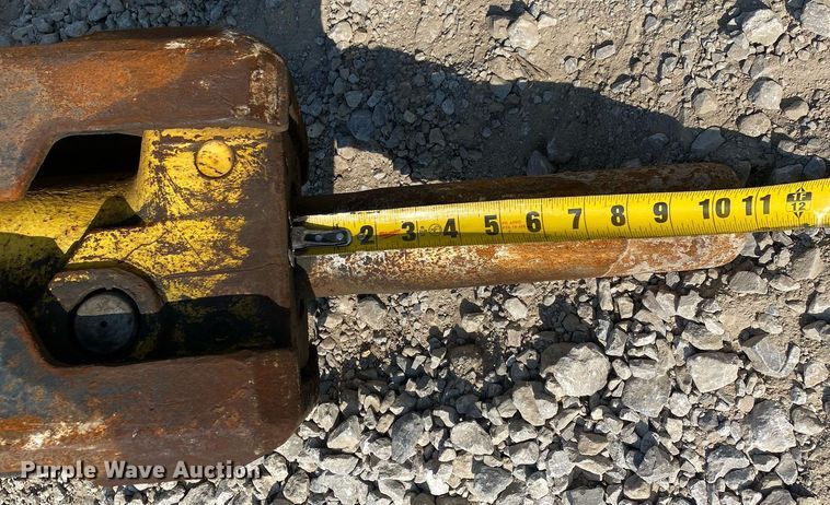 image for item MG9920 Stanley MB05S02  skid steer breaker