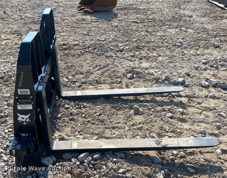 image for item MG9927 Bobcat Pallet Fork HD  skid steer forks