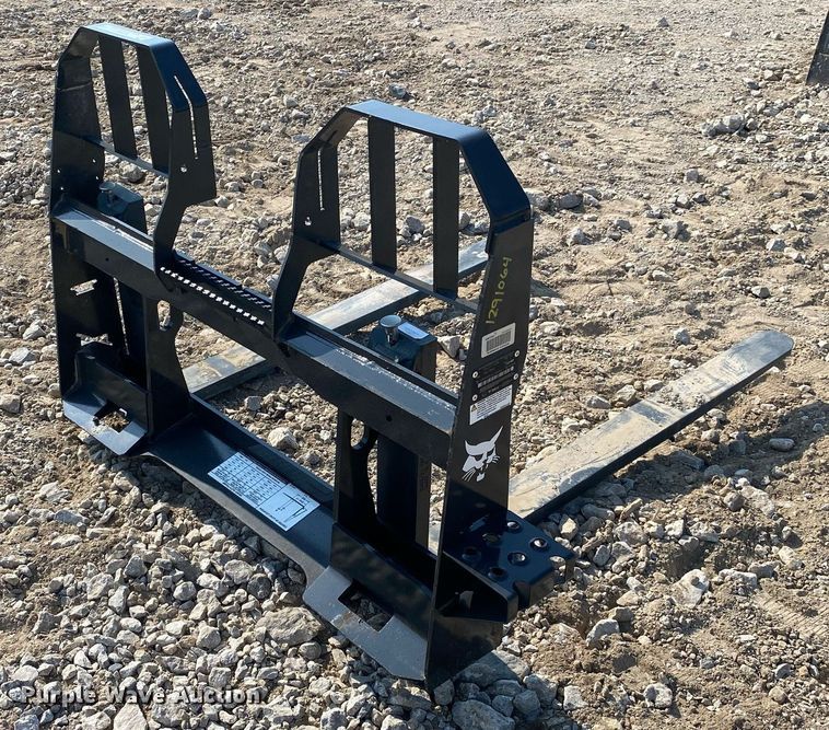 image for item MG9927 Bobcat Pallet Fork HD  skid steer forks
