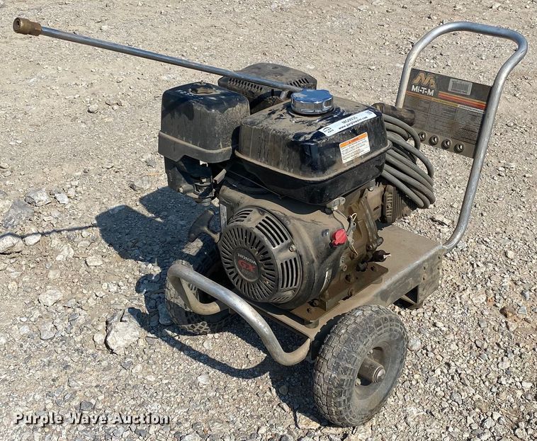 image for item MG9935 Mi-T-M  pressure washer