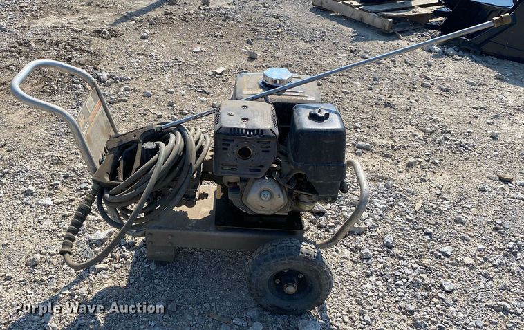 image for item MG9935 Mi-T-M  pressure washer