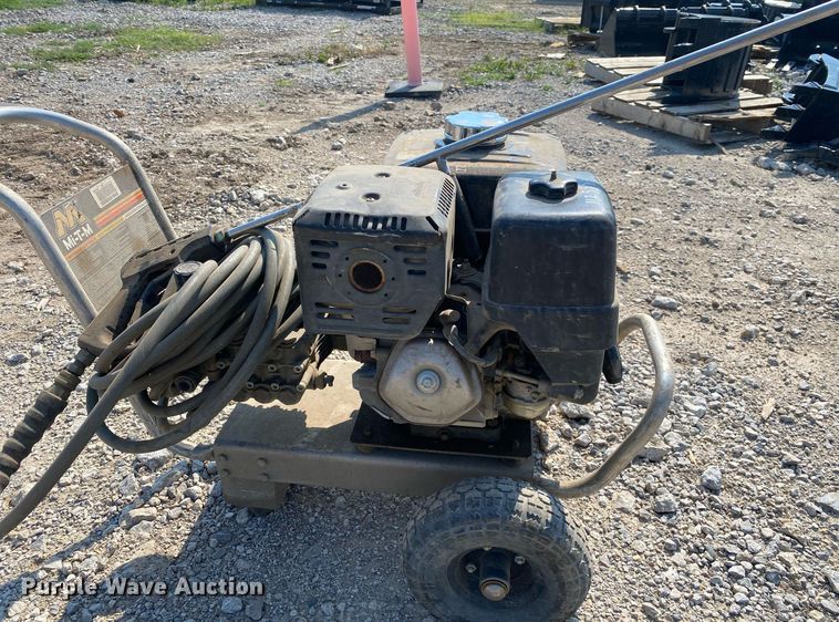 image for item MG9935 Mi-T-M  pressure washer