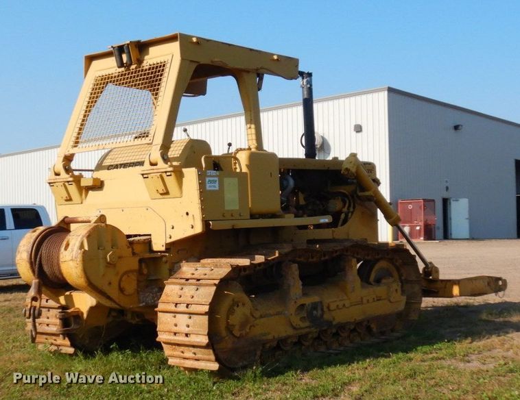 image for item MH9146 1978 Caterpillar D7G  crawler tractor