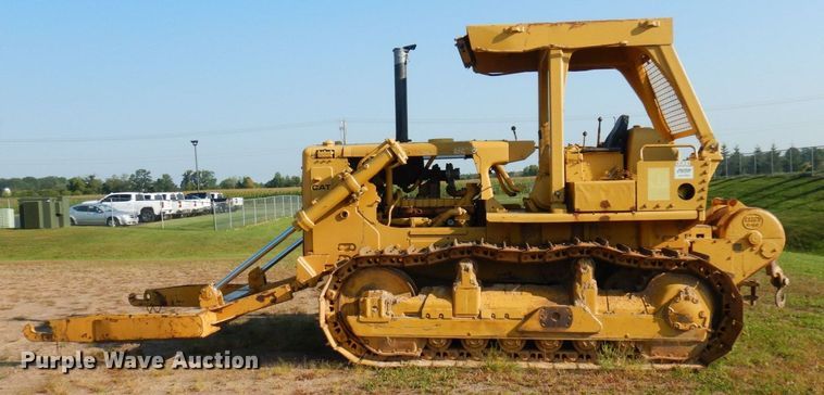 image for item MH9146 1978 Caterpillar D7G  crawler tractor