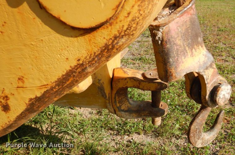 image for item MH9146 1978 Caterpillar D7G  crawler tractor