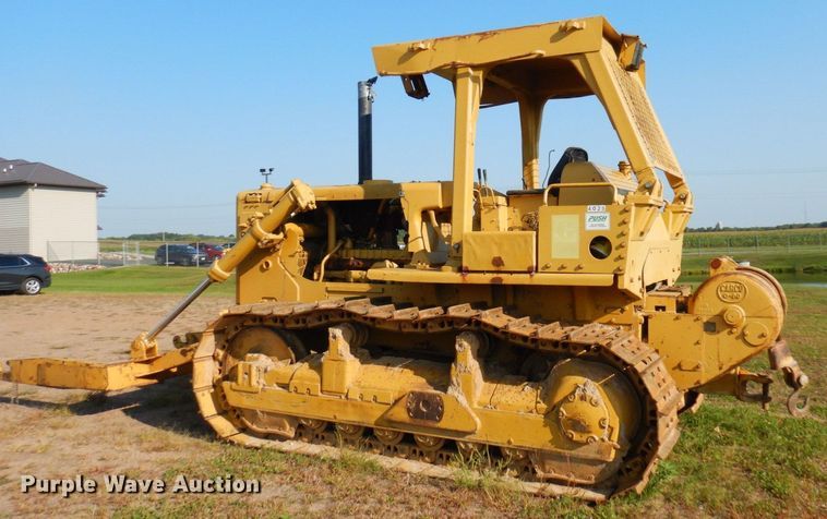 image for item MH9146 1978 Caterpillar D7G  crawler tractor