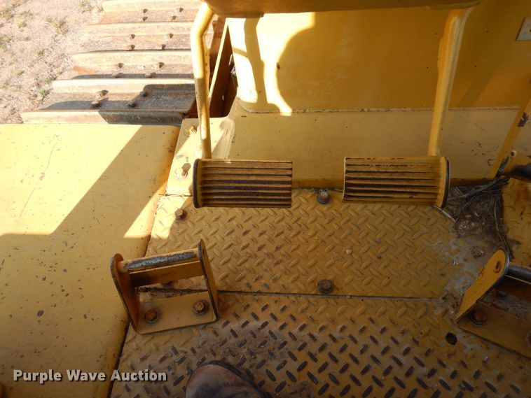 image for item MH9146 1978 Caterpillar D7G  crawler tractor