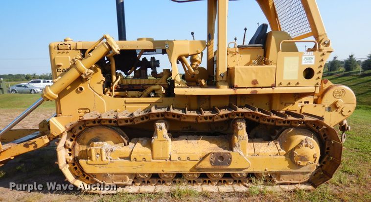 image for item MH9146 1978 Caterpillar D7G  crawler tractor