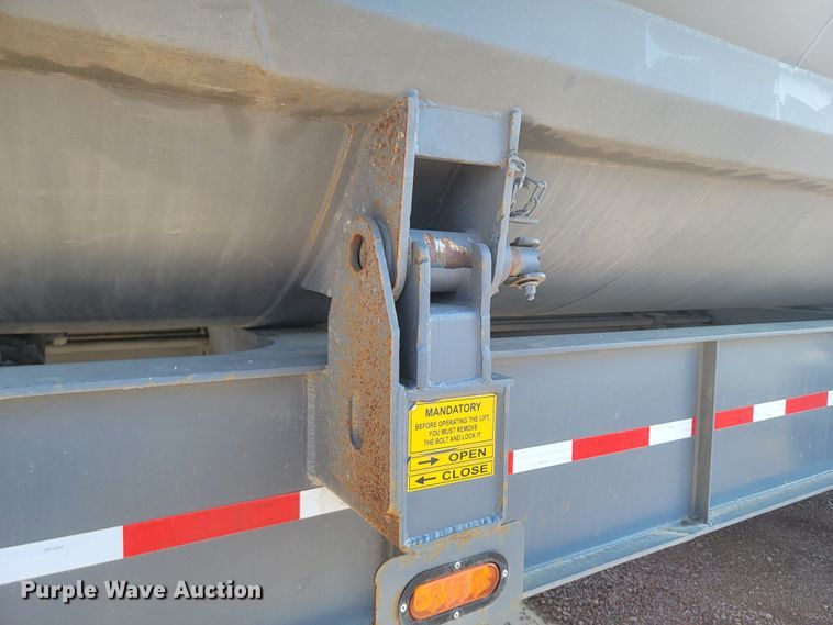 image for item ML9380 2020 Carmex  side dump trailer
