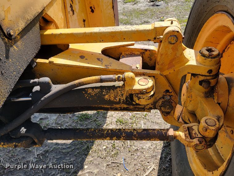 image for item ML9381 John Deere 770A  motor grader