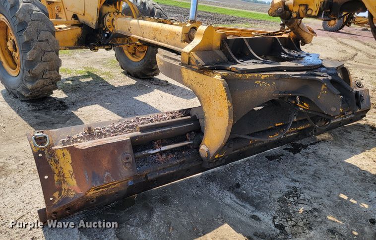 image for item ML9381 John Deere 770A  motor grader