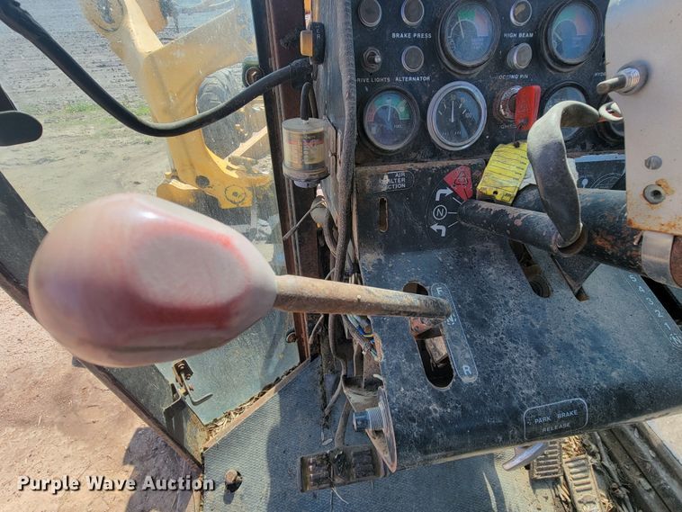 image for item ML9381 John Deere 770A  motor grader