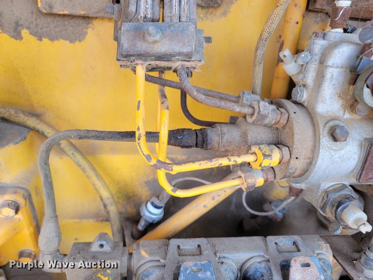 image for item ML9381 John Deere 770A  motor grader